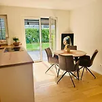 Stylisches Neubau Mit Grosser Terrasse Ruhig Und Idyllisch 30 Min Zuerich Appartement *