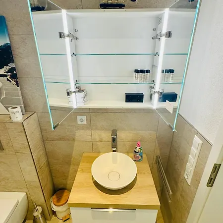 Stylisches Neubau Mit Grosser Terrasse Ruhig Und Idyllisch 30 Min Zuerich Daire *